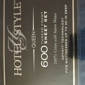 Queen sz bed sheets ,2 pillow cases